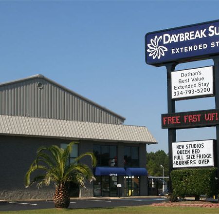 Daybreak Suites Extended Stay Dothan Exterior foto