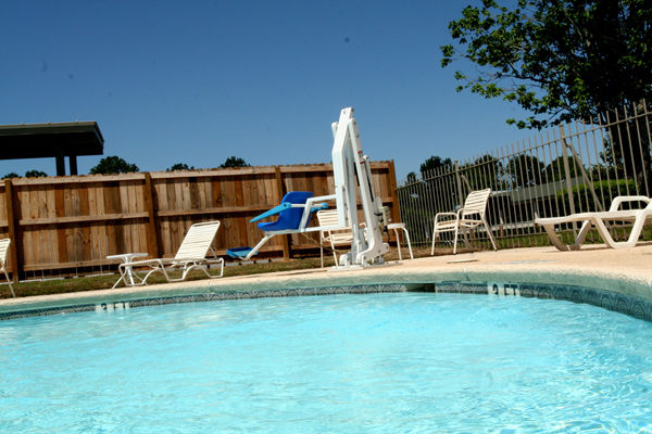 Daybreak Suites Extended Stay Dothan Exterior foto